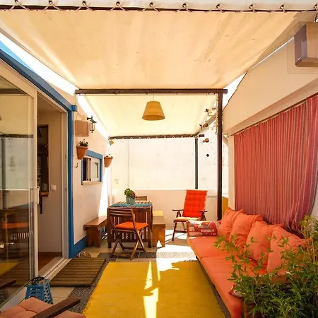 Nova De Areia, Sea House * Nazaré